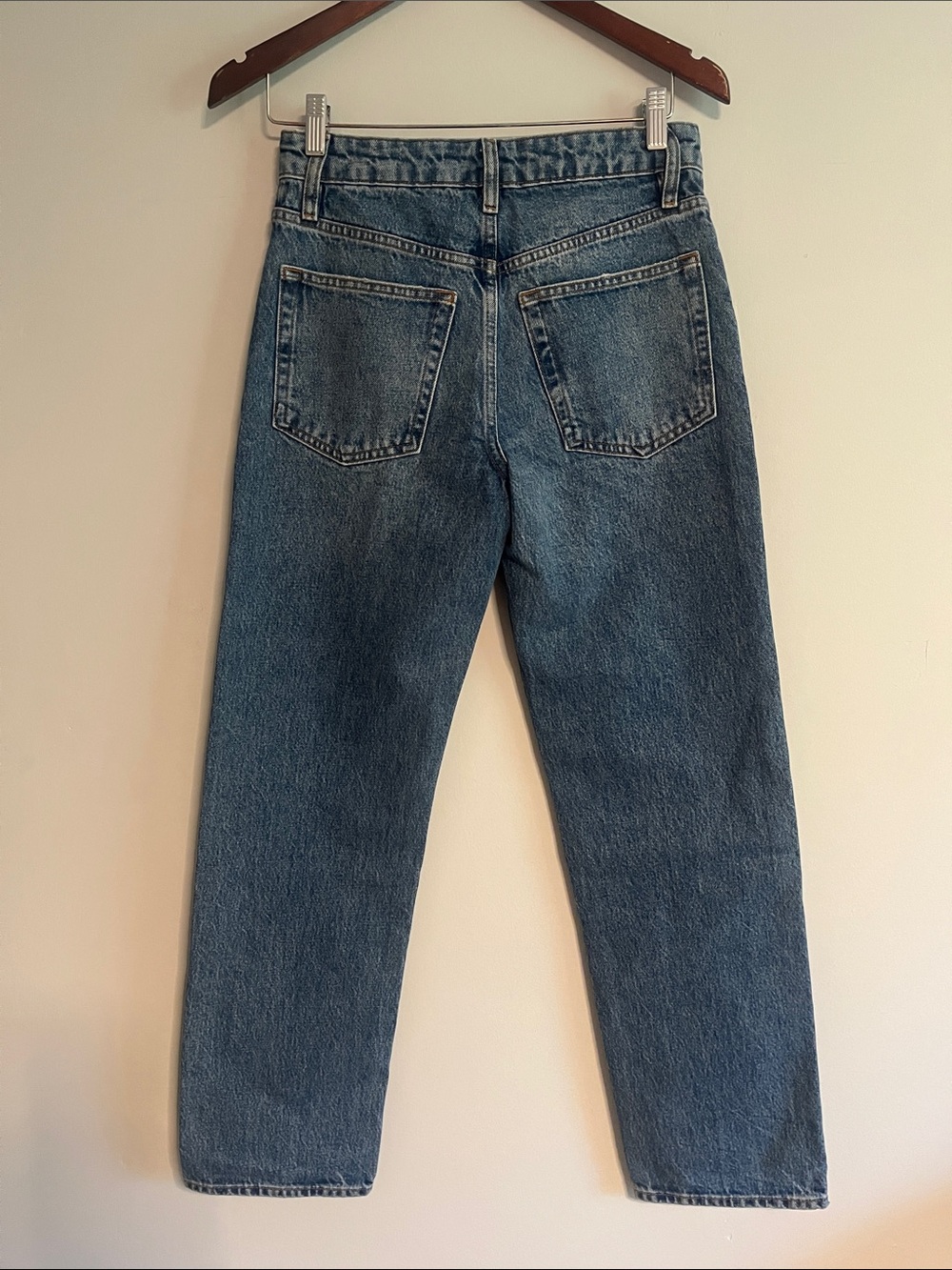 FRAME The Essential Rapture Straight-Leg Jeans - Picture 8 of 14